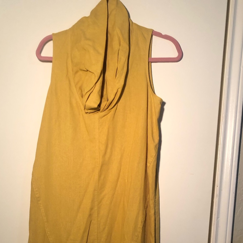 FOR CYNTHIA Women Small Yellow Sleeveless High Low Collar Dress
